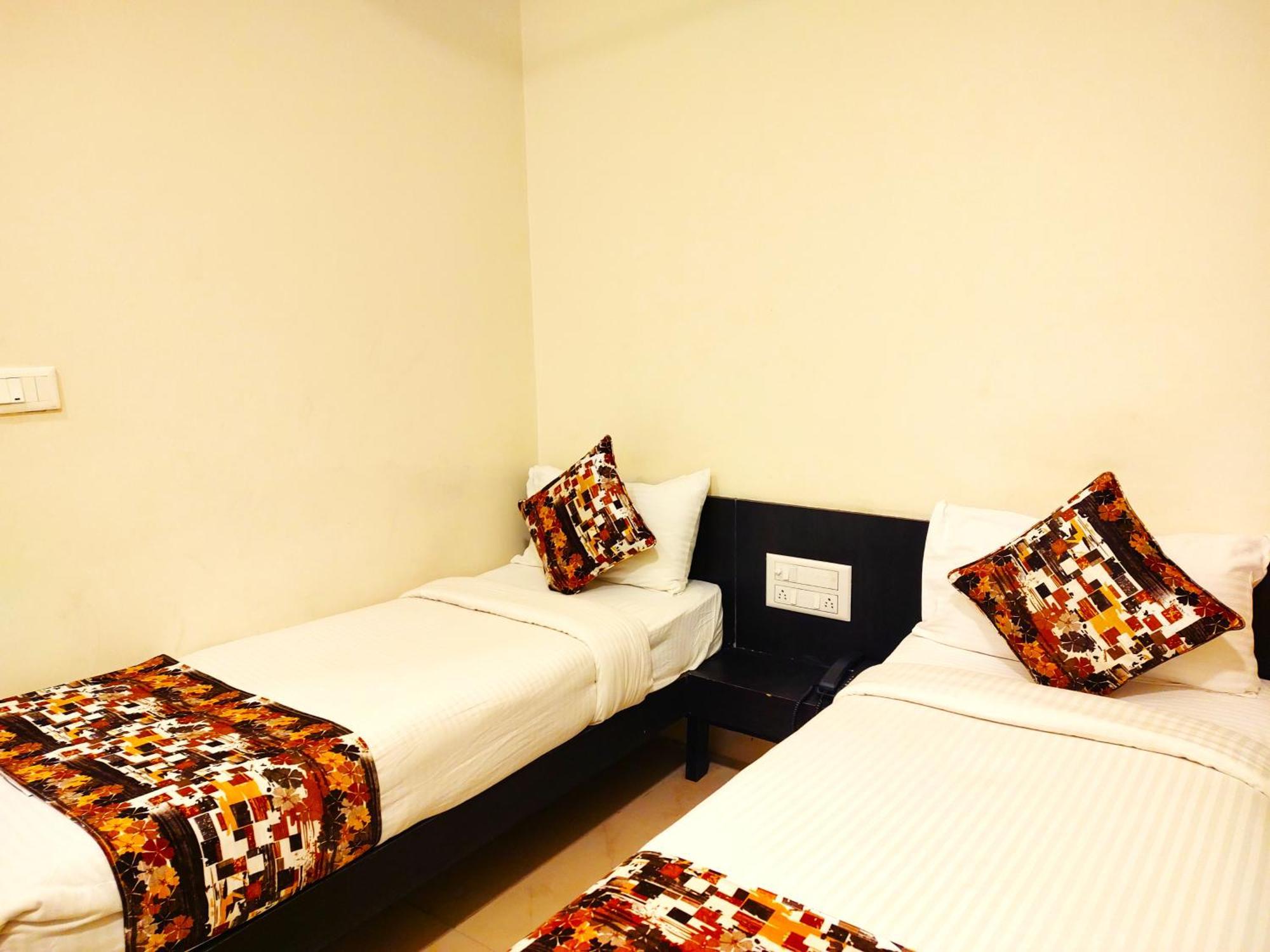 Athasri Hotel Hsr Layout Bangalore Eksteriør billede