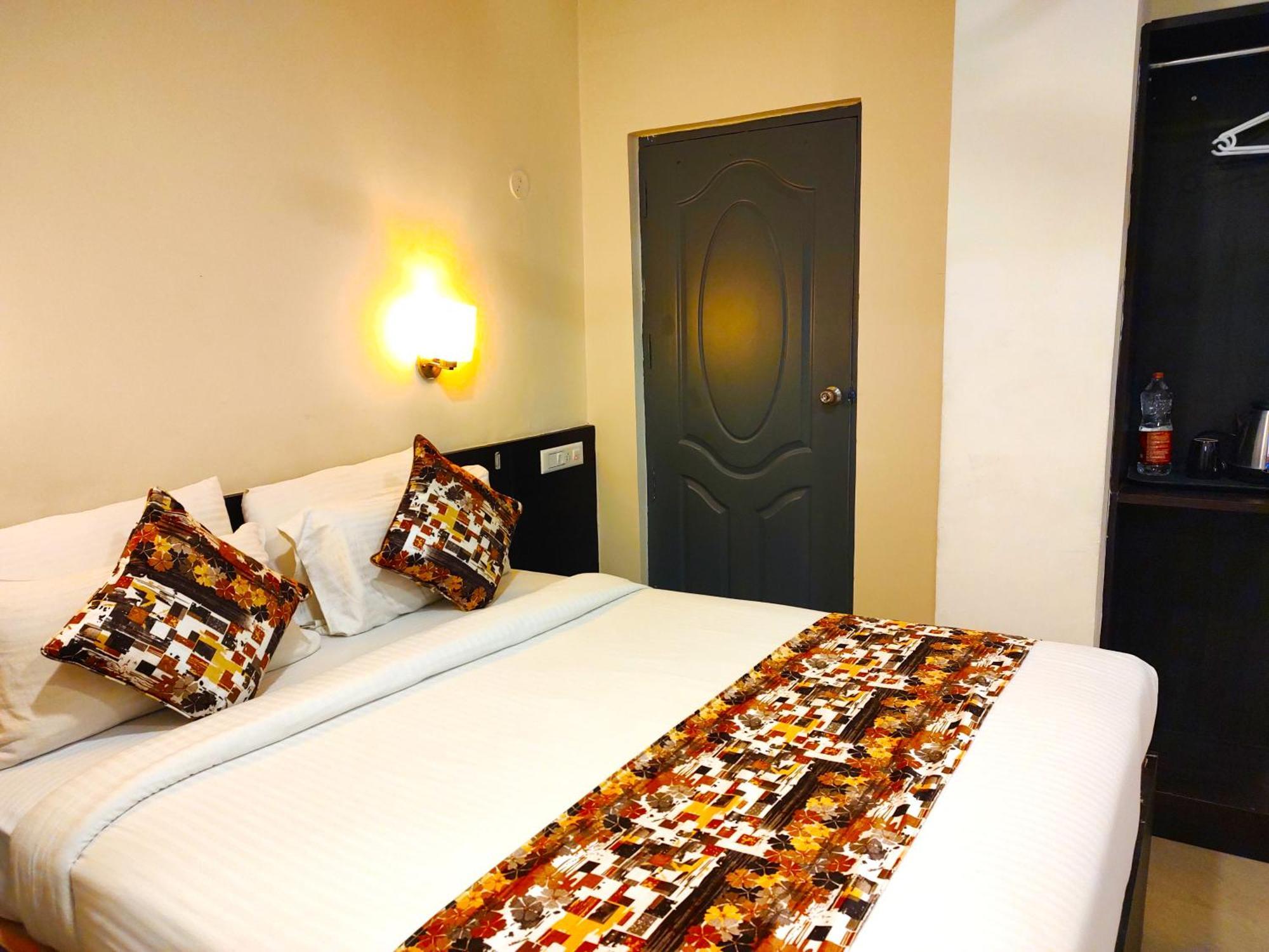Athasri Hotel Hsr Layout Bangalore Eksteriør billede
