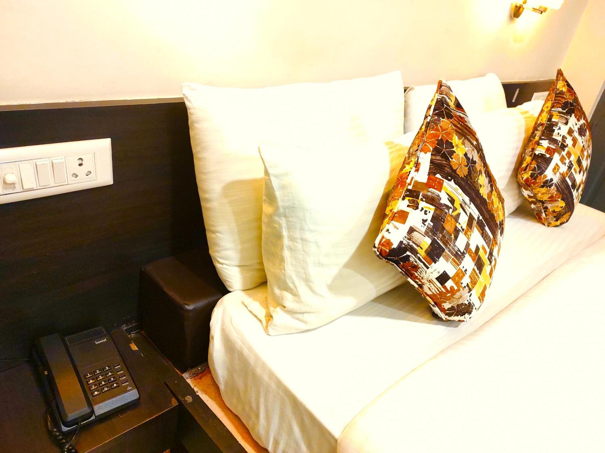 Athasri Hotel Hsr Layout Bangalore Eksteriør billede